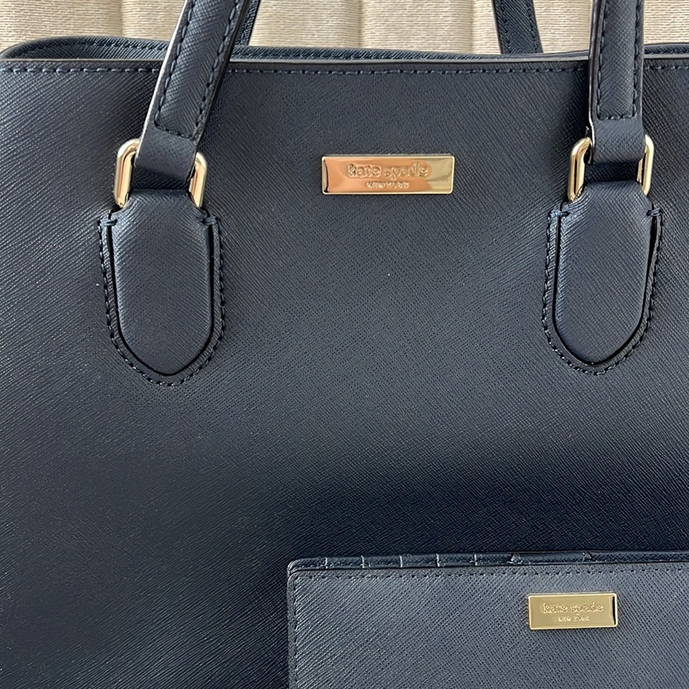 Kate Spade | Laurel Way Evangelie + Wallet - Picture 3 of 8